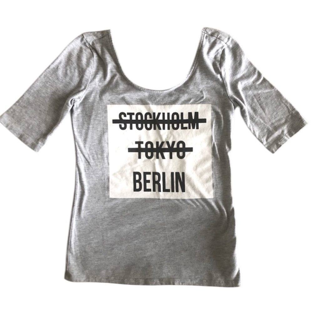 H&M Divided Scoop Neck Grey Cotton T-shirt Women’s Size Small